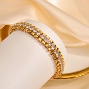 Classic Diamond Gold Tennis Bracelet